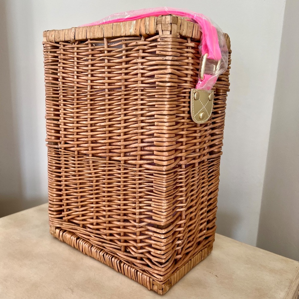 πLilly Pulitzer Wine / Beverage Basketπ - Picture 10 of 14